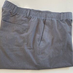 Under Armour Men's Heathered Gray Performance Golf Shorts 40 x 9.5